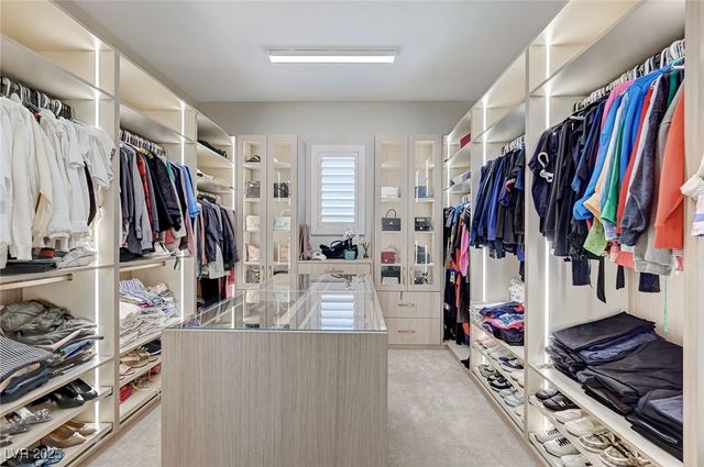 7590 Sky Horse Avenue, Las Vegas, NV 89113