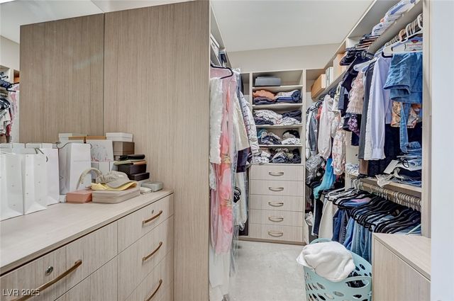 7590 Sky Horse Avenue, Las Vegas, NV 89113