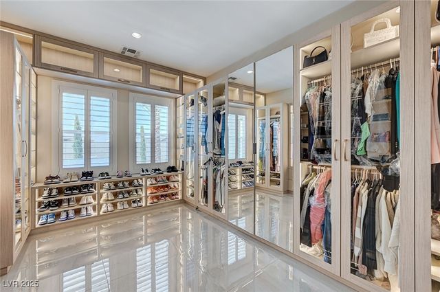 7590 Sky Horse Avenue, Las Vegas, NV 89113