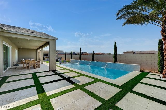 7590 Sky Horse Avenue, Las Vegas, NV 89113