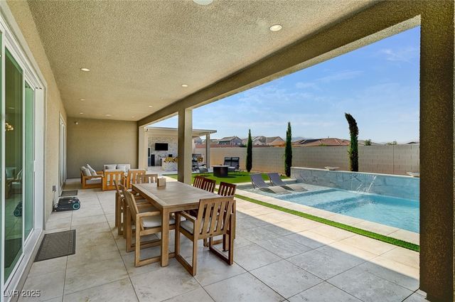 7590 Sky Horse Avenue, Las Vegas, NV 89113