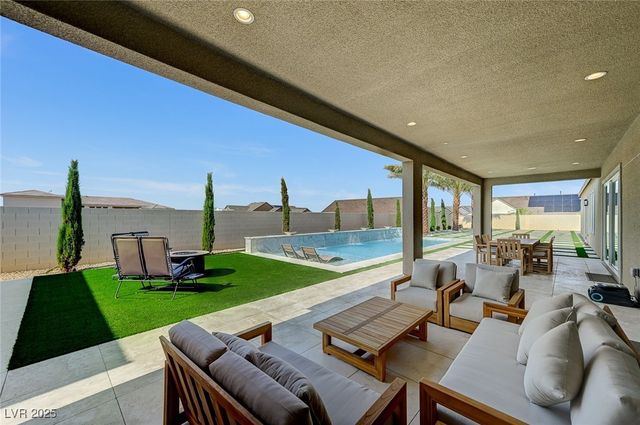 7590 Sky Horse Avenue, Las Vegas, NV 89113