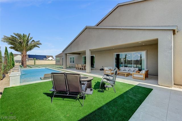 7590 Sky Horse Avenue, Las Vegas, NV 89113