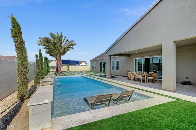 7590 Sky Horse Avenue, Las Vegas, NV 89113