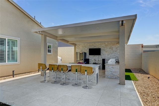 7590 Sky Horse Avenue, Las Vegas, NV 89113