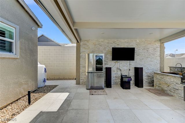 7590 Sky Horse Avenue, Las Vegas, NV 89113