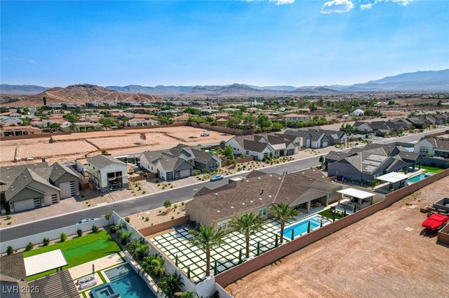 7590 Sky Horse Avenue, Las Vegas, NV 89113