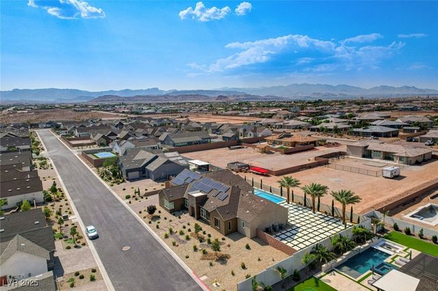 7590 Sky Horse Avenue, Las Vegas, NV 89113