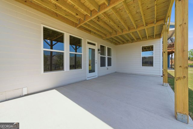 71 Ballyfin Way, Newnan, GA 30263