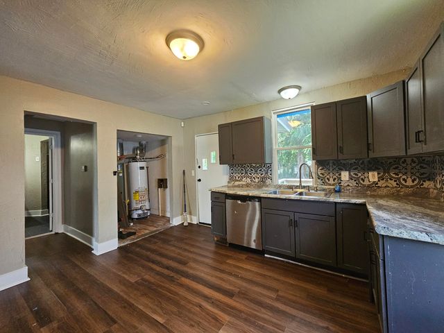 753 N Brown Avenue, Springfield, MO 65802