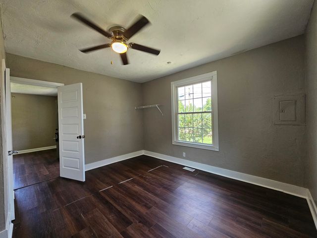 753 N Brown Avenue, Springfield, MO 65802