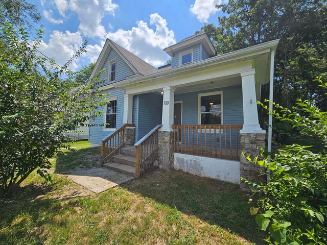 753 N Brown Avenue, Springfield, MO 65802