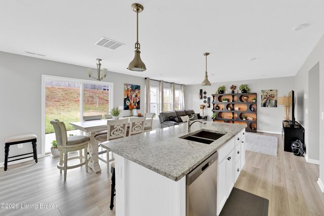 11210 Success Ln, Louisville, KY 40229