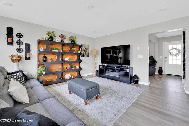 11210 Success Ln, Louisville, KY 40229