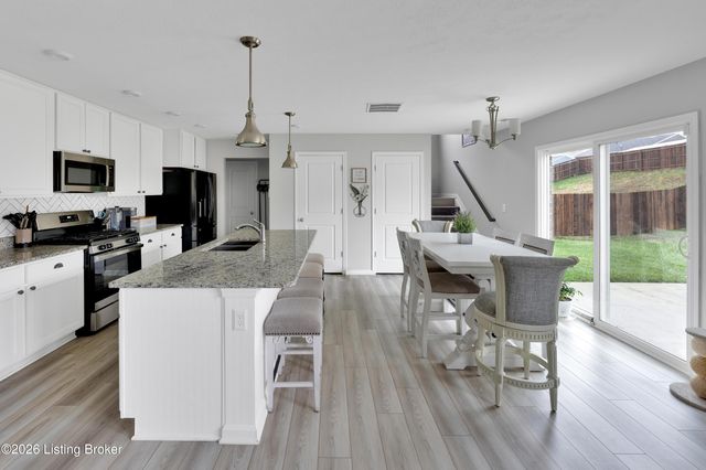 11210 Success Ln, Louisville, KY 40229