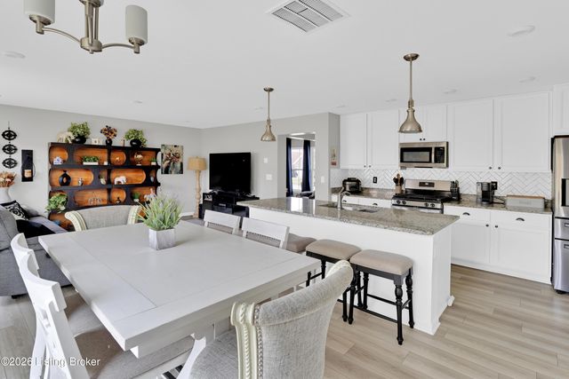 11210 Success Ln, Louisville, KY 40229