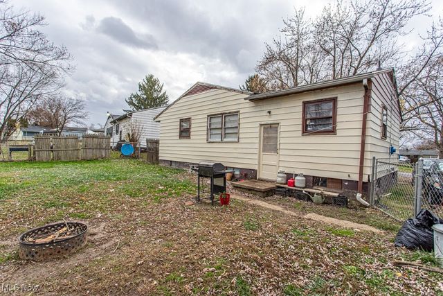 71 Duncan Lane, Youngstown, OH 44505