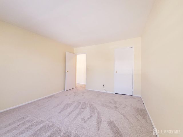 93 Fox Road 2B, Edison, NJ 08817