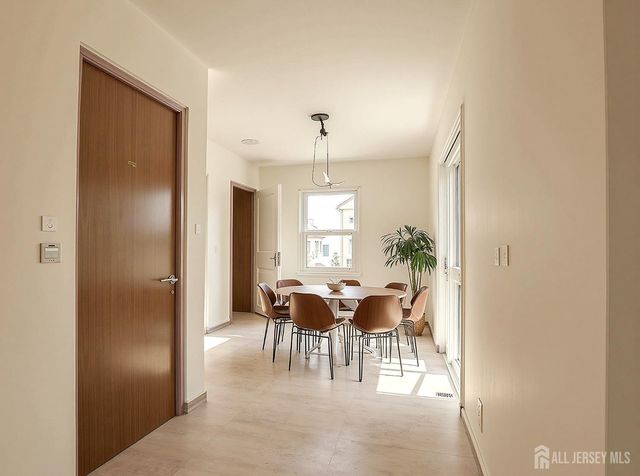 93 Fox Road 2B, Edison, NJ 08817