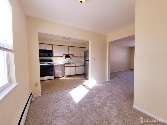 93 Fox Road 2B, Edison, NJ 08817