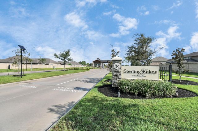 9511 Emerald Lakes Drive, Rosharon, TX 77583