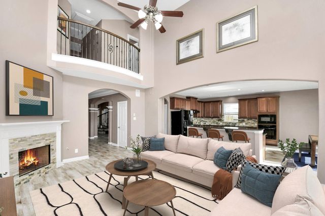 9511 Emerald Lakes Drive, Rosharon, TX 77583