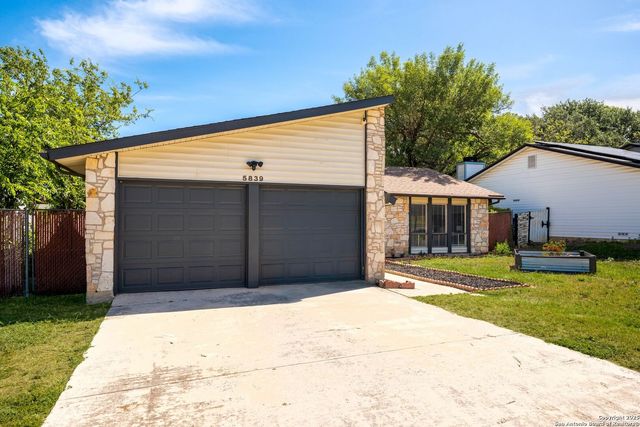 5839 Moores Creek, San Antonio, TX 78233