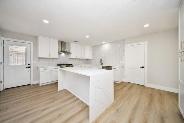 10223 Dude Road, Houston, TX 77064