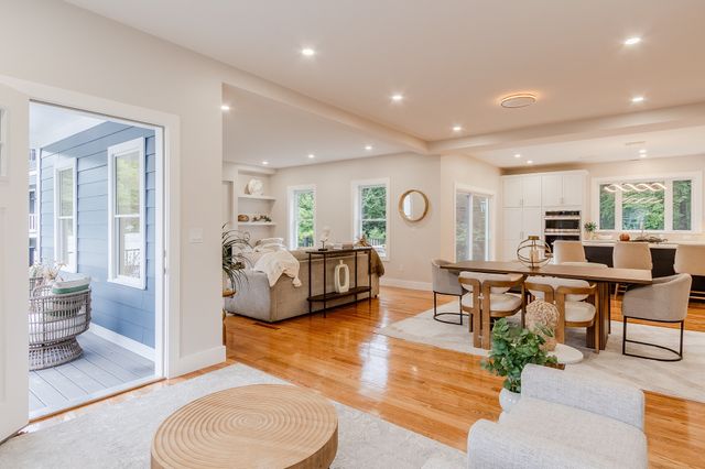 41 Morse Ave, Wilmington, MA 01887