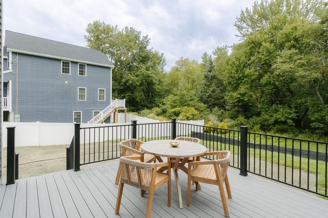 41 Morse Ave, Wilmington, MA 01887