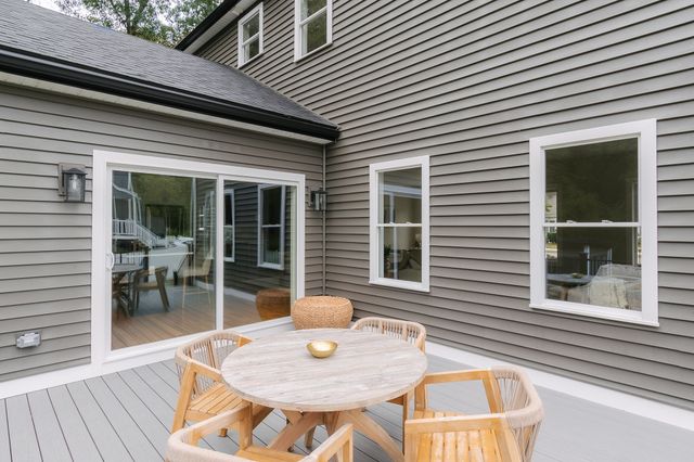 41 Morse Ave, Wilmington, MA 01887