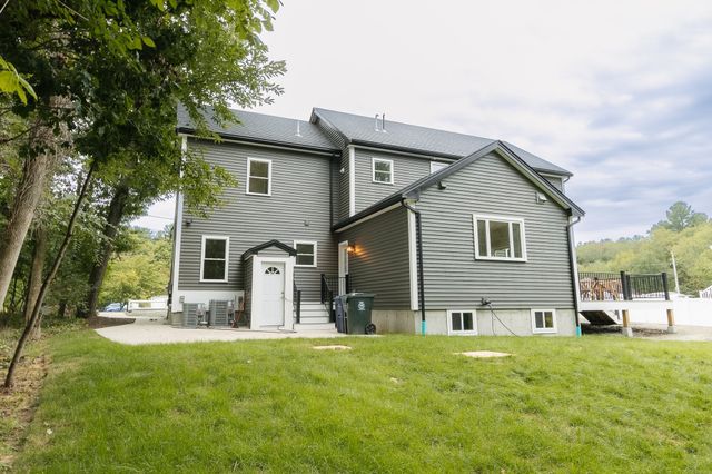 41 Morse Ave, Wilmington, MA 01887