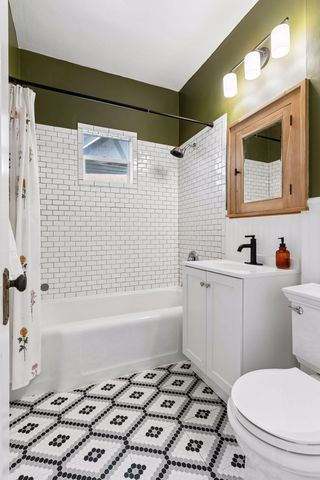 4024 Columbus Avenue, Minneapolis, MN 55407