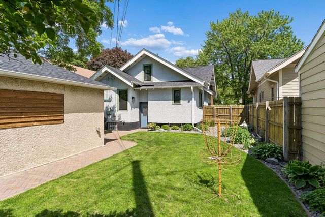 4024 Columbus Avenue, Minneapolis, MN 55407