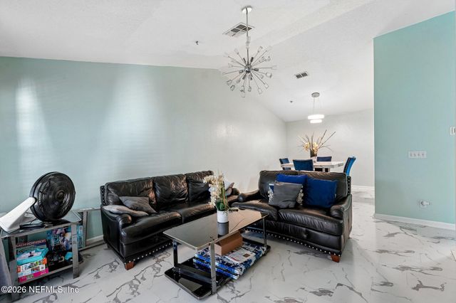 575 OAKLEAF PLANTATION Parkway 1311, Orange Park, FL 32065