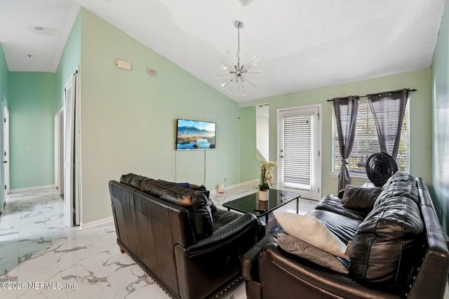 575 OAKLEAF PLANTATION Parkway 1311, Orange Park, FL 32065