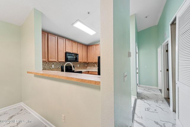 575 OAKLEAF PLANTATION Parkway 1311, Orange Park, FL 32065