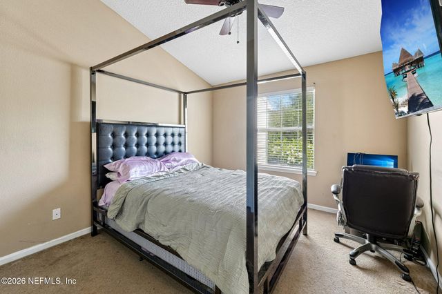 575 OAKLEAF PLANTATION Parkway 1311, Orange Park, FL 32065