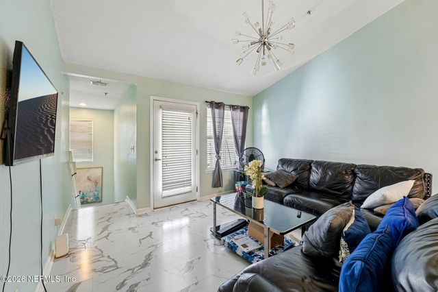 575 OAKLEAF PLANTATION Parkway 1311, Orange Park, FL 32065