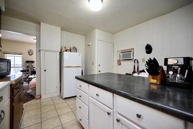 218 5th STREET E, Winona, MN 55987