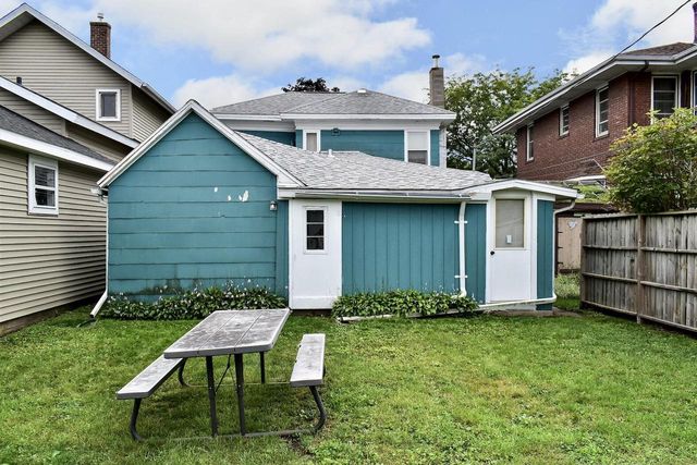 218 5th STREET E, Winona, MN 55987