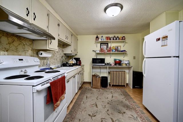 218 5th STREET E, Winona, MN 55987