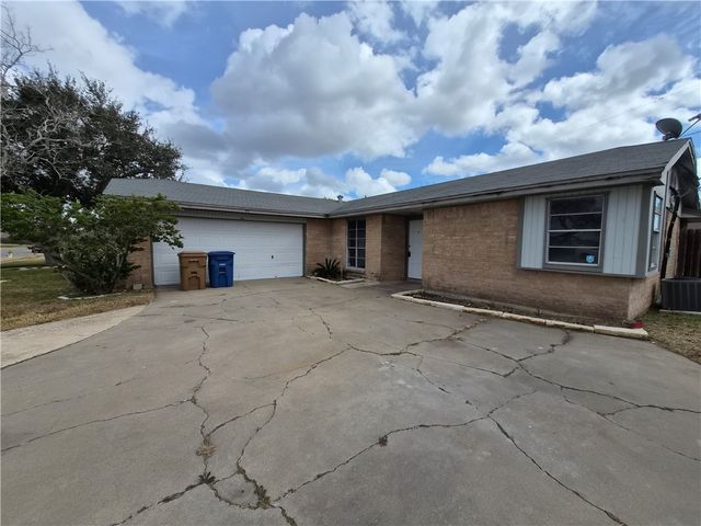 6013 Parkview Dr, Corpus Christi, TX 78415
