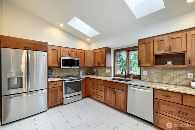 13632 Beverly Park Road, Lynnwood, WA 98087