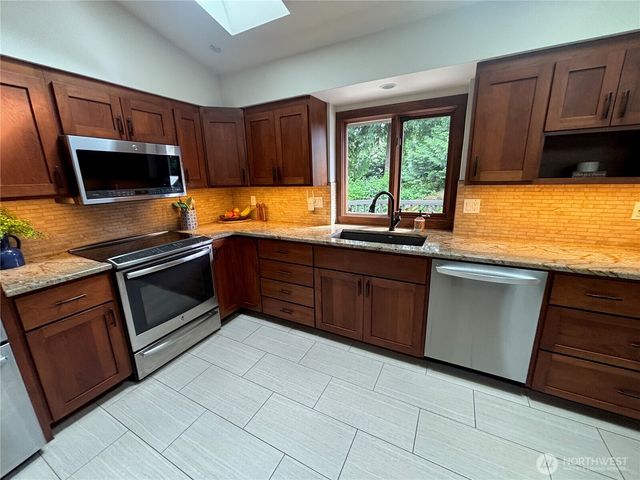 13632 Beverly Park Road, Lynnwood, WA 98087