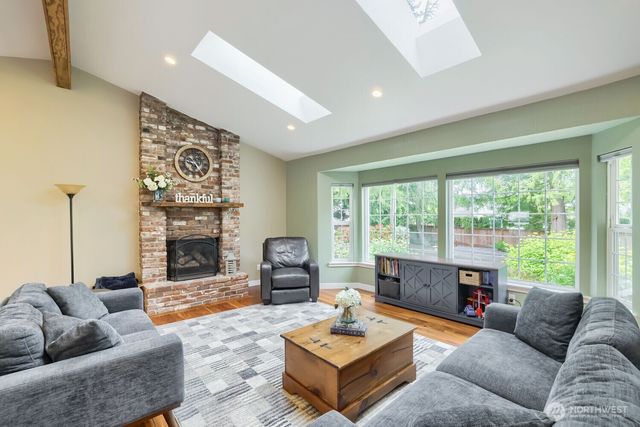 13632 Beverly Park Road, Lynnwood, WA 98087