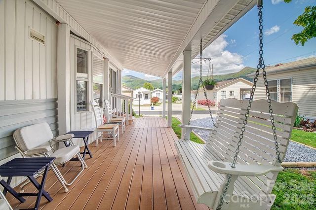 161 Summer Place Drive, Waynesville, NC 28785