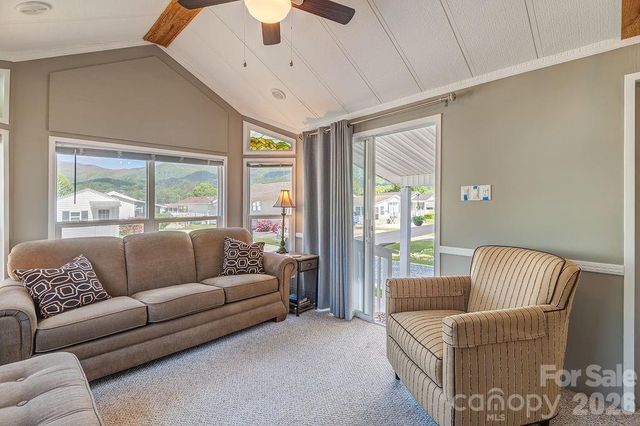161 Summer Place Drive, Waynesville, NC 28785
