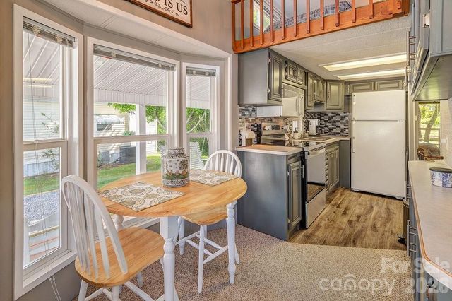 161 Summer Place Drive, Waynesville, NC 28785