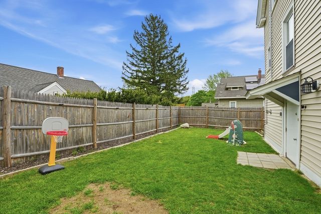 80 Kensington Rd, Weymouth, MA 02188